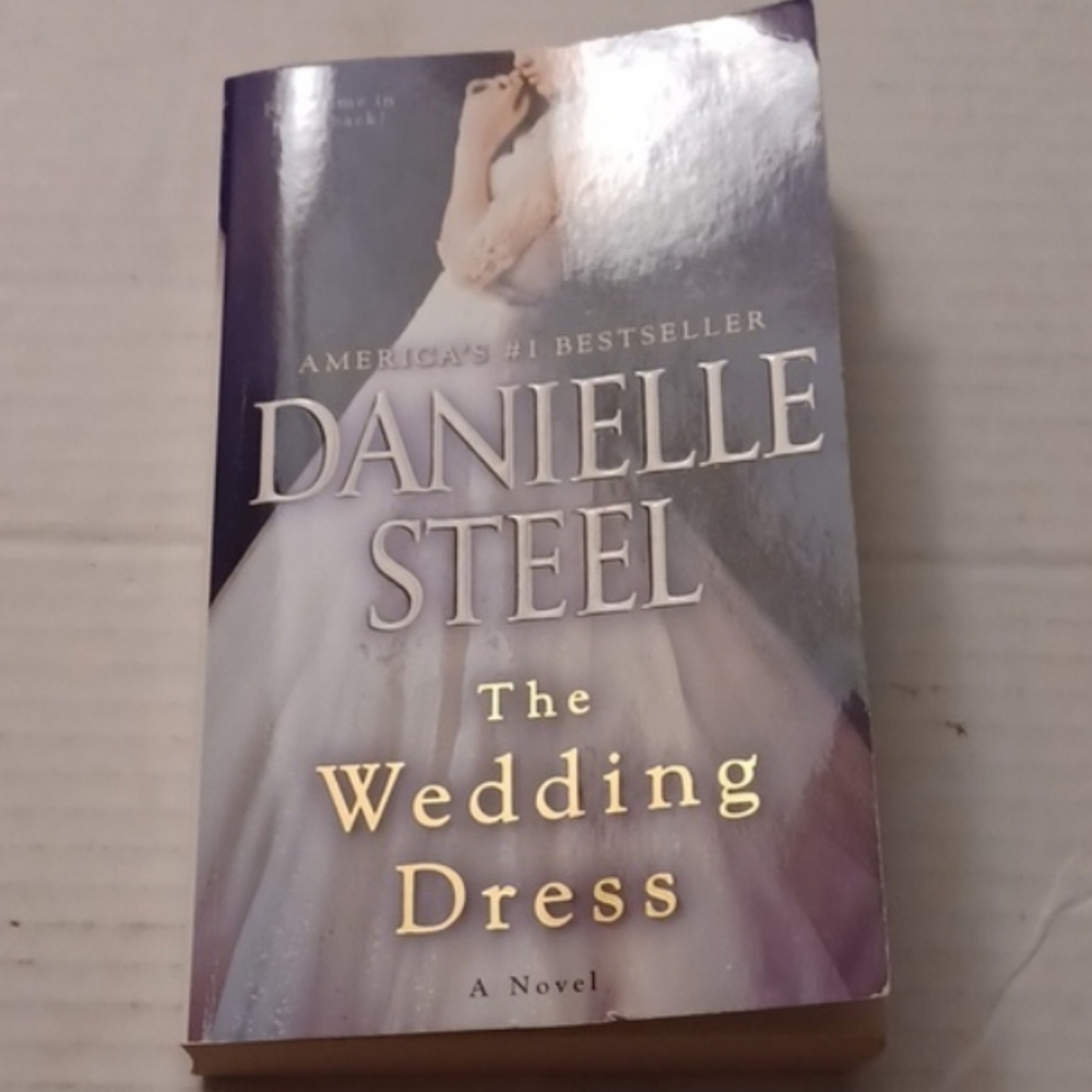 $4 Add-on - "The Wedding Dress" by Danielle Steel - Paperback Novel